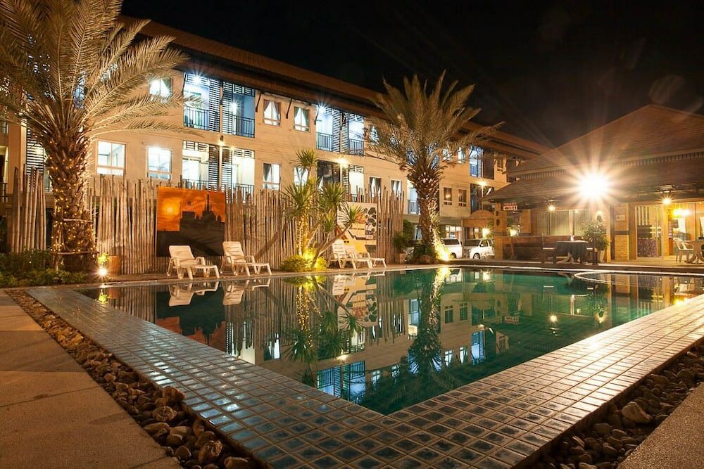 Фото Season Palace Huahin Hotel