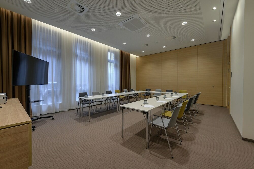 Фото IntercityHotel Herford