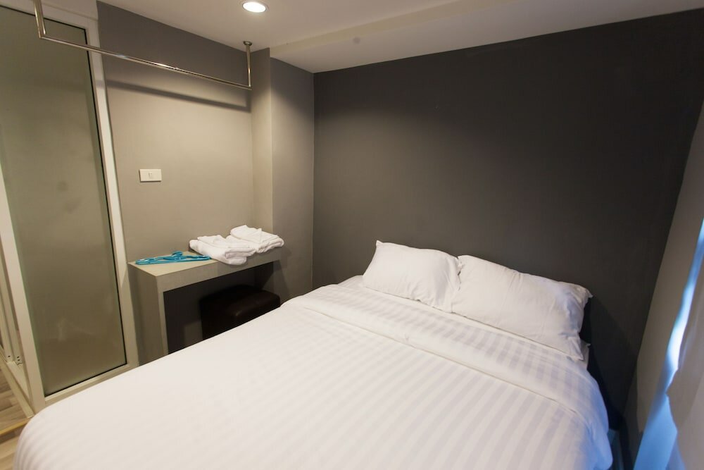 Фото Nantra Ploenchit Hotel