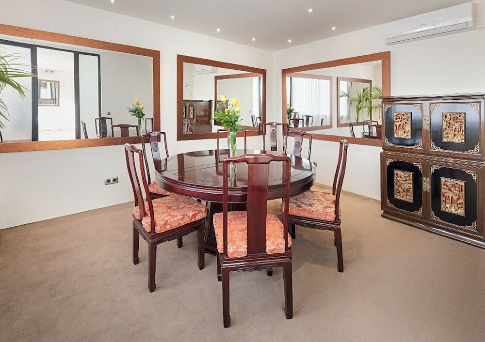 Фото Hotel Roger de Lluria