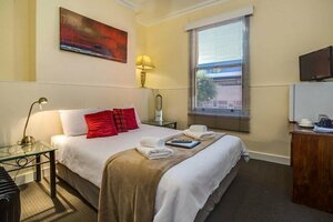 Гостиница The Mews Motel