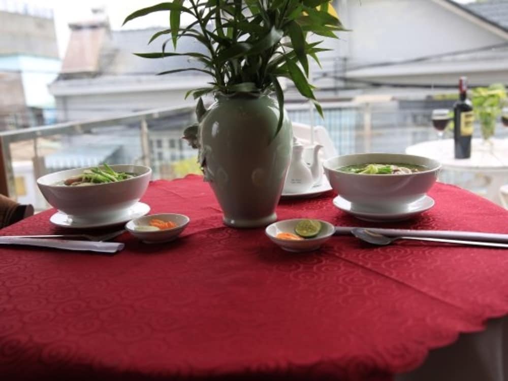 Фото Hoa Phat Hotel & Apartment