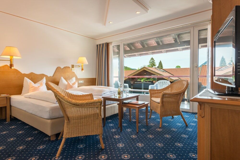 Фото Hotel Rheinischer Hof