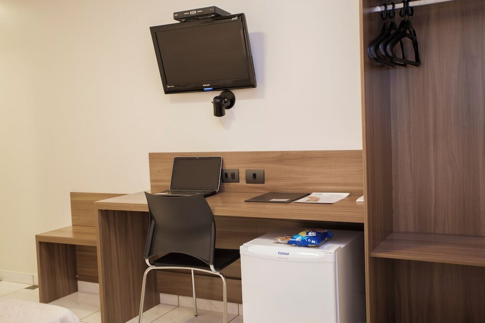 Фото Estoril Hotel Marília