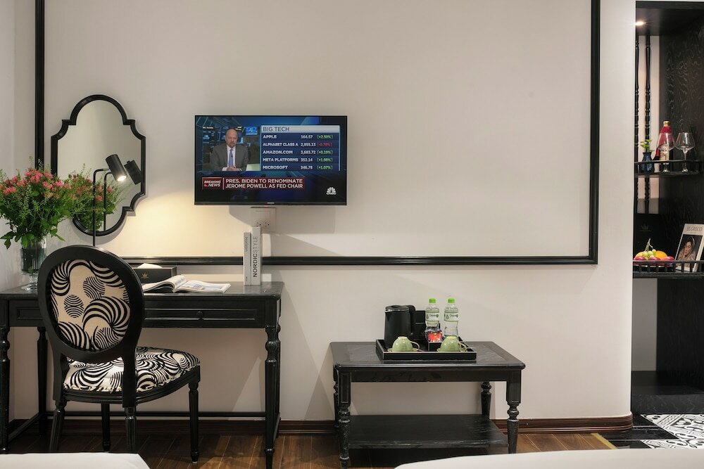 Фото Hanoi Le Chateau Hotel & SPA