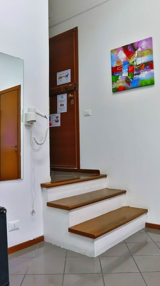 Фото I Am Here - Gioia 71