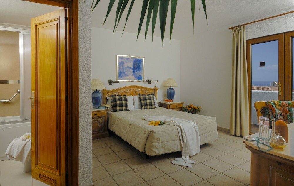 Фото Beverly Hills Suites - Excel Hotels & Resorts