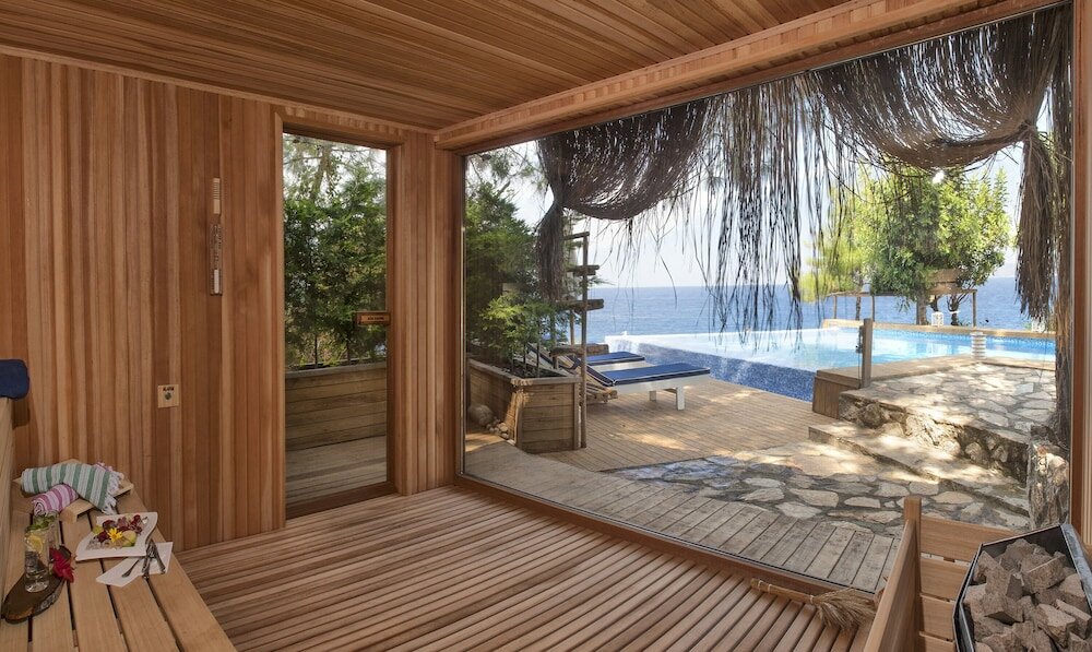 Фото Nautical Hotel