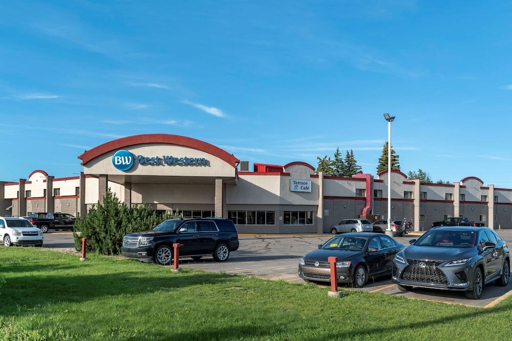 Фото Best Western Marquis Inn & Suites