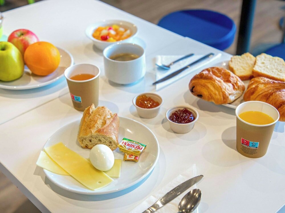 Фото Ibis Budget Marseille Timone