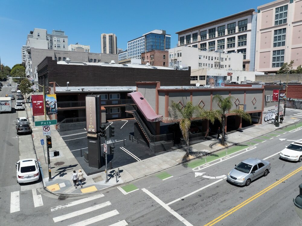 Фото Alexis Park Hotel