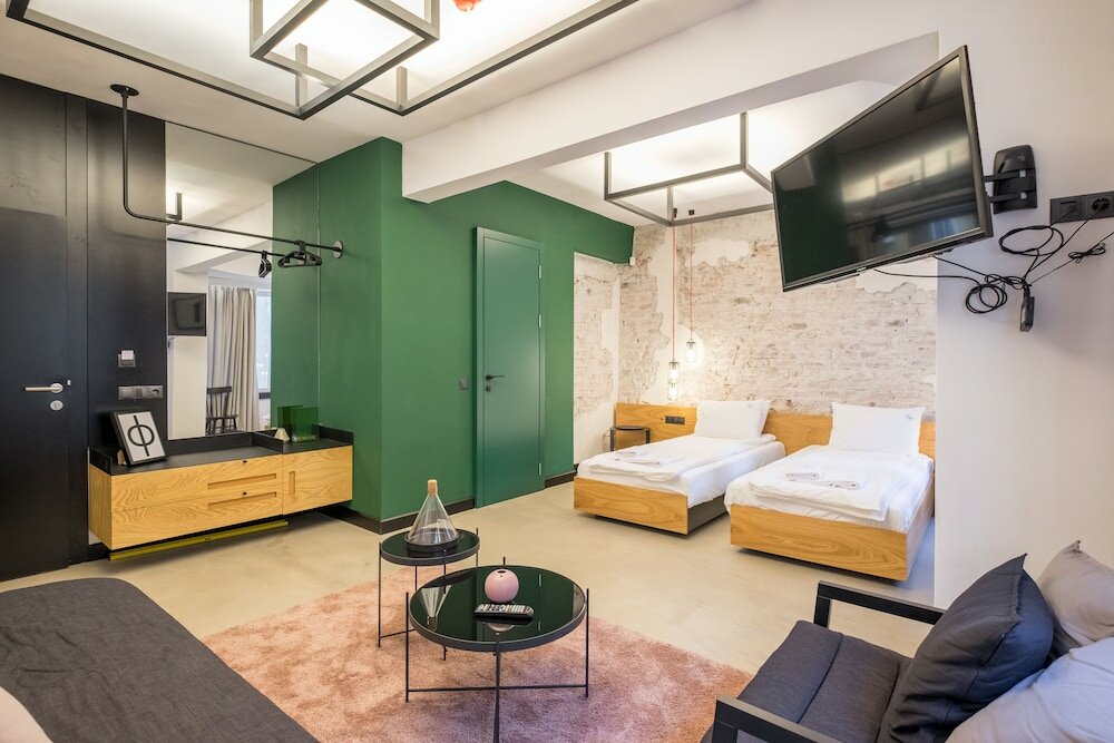 Фото R34 Boutique Hotel