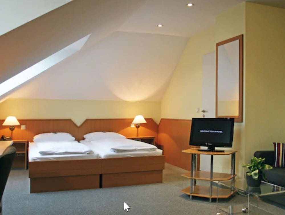 Фото Hotel Am Zoo