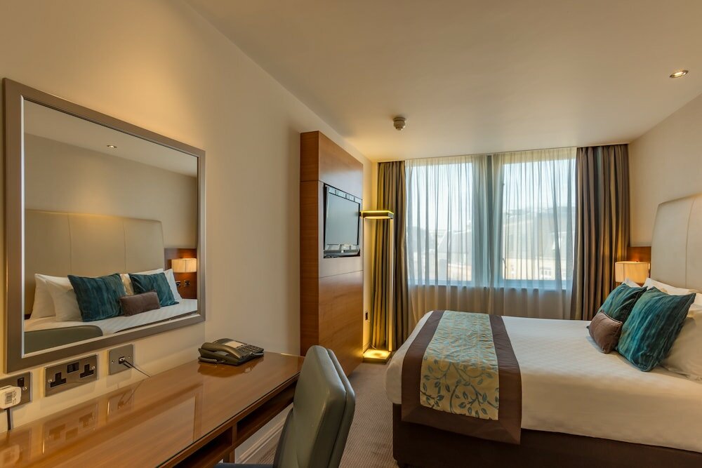 Фото Thistle Trafalgar Square Hotel