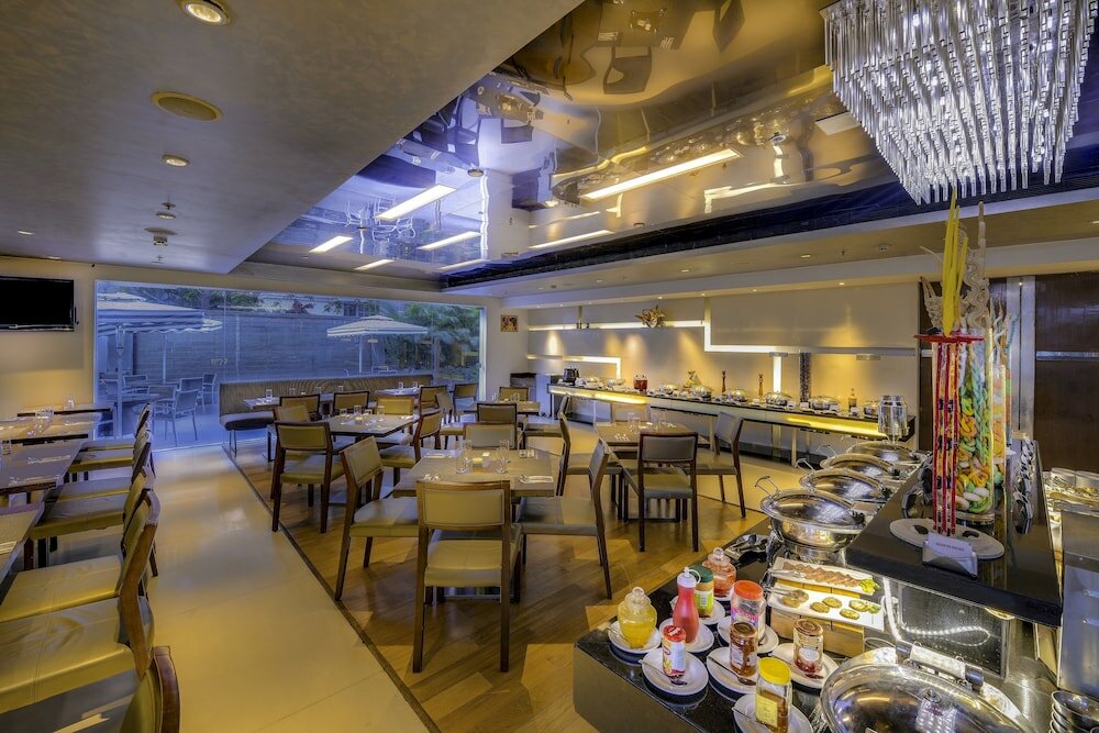 Фото The Pride Hotel