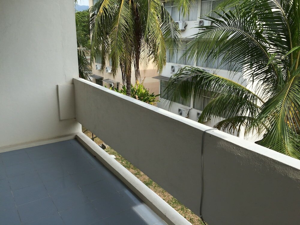 Фото International House