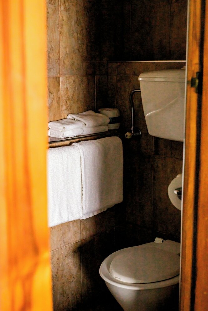 Фото The Cambridge Hotel