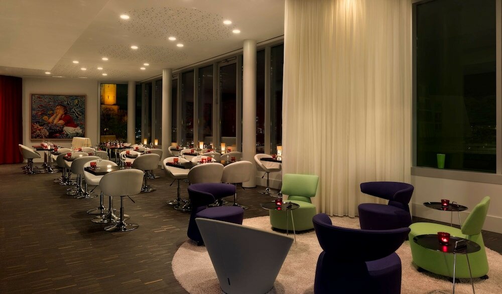 Фото Art'otel Cologne, part of Radisson Hotel Group