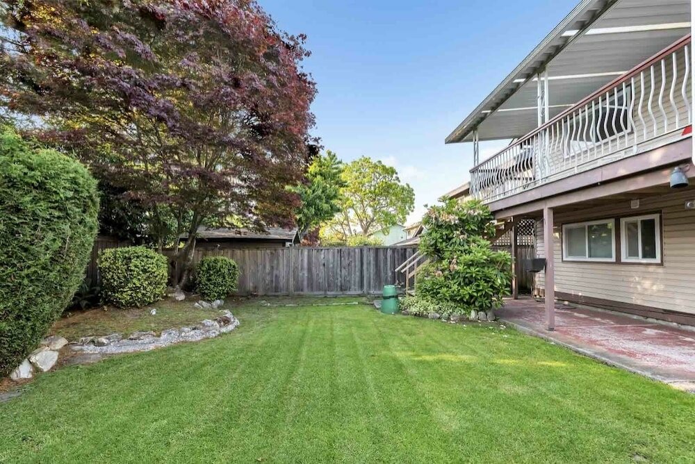 Фото Orchid House