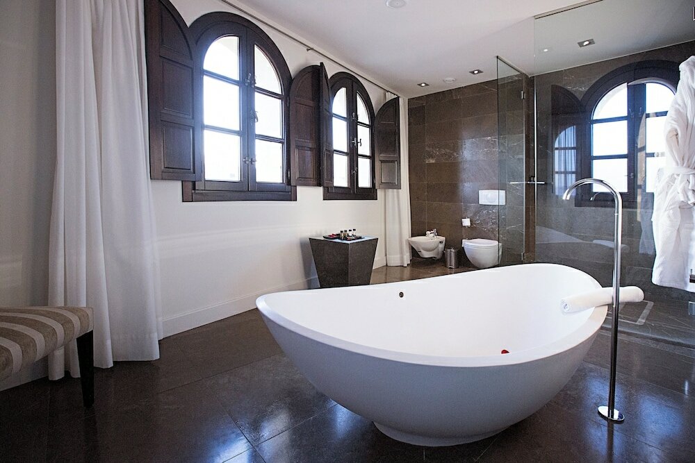 Фото Hospes Palacio del Bailío