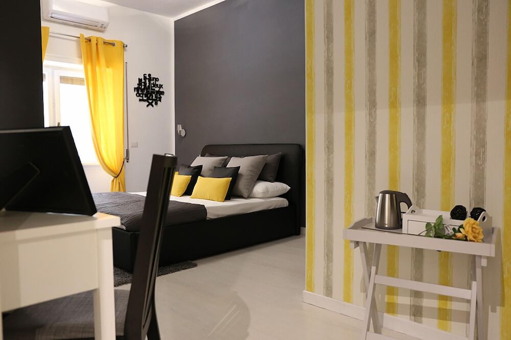 Фото Le Coq Rooms&Suite