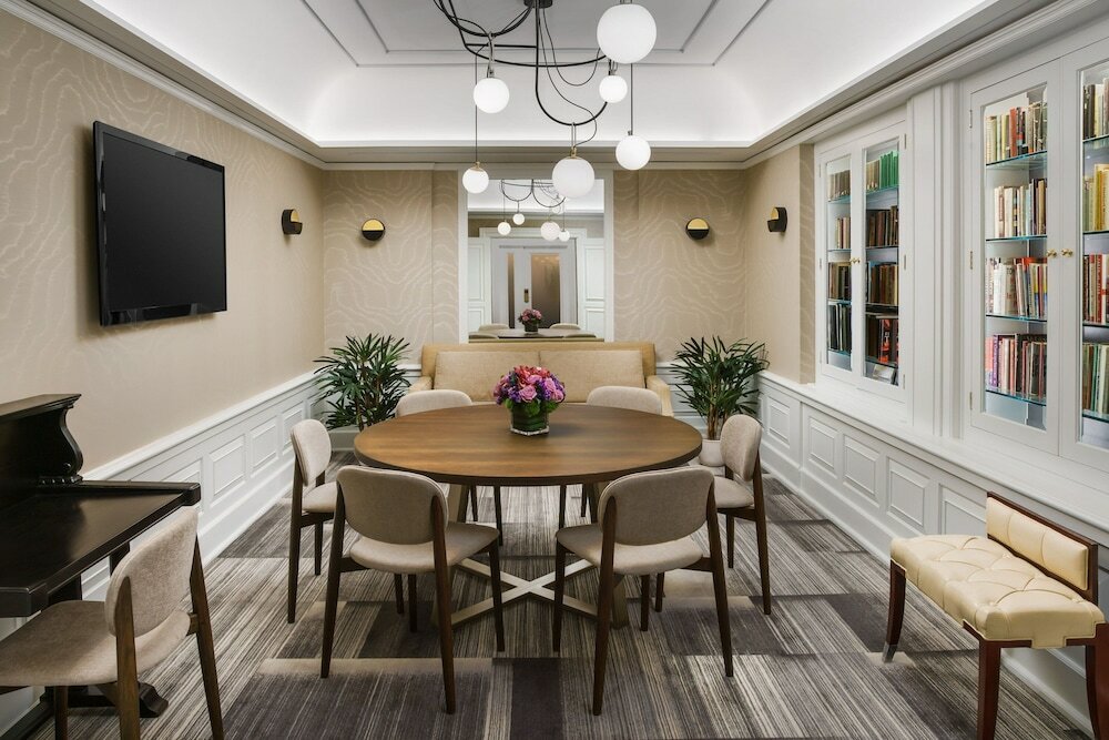 Фото The Algonquin Hotel Times Square, Autograph Collection