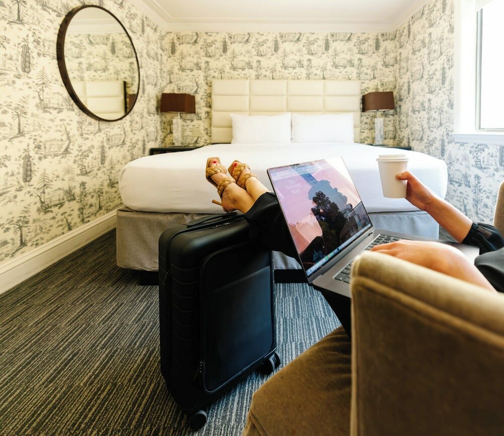 Фото The Normandy Hotel