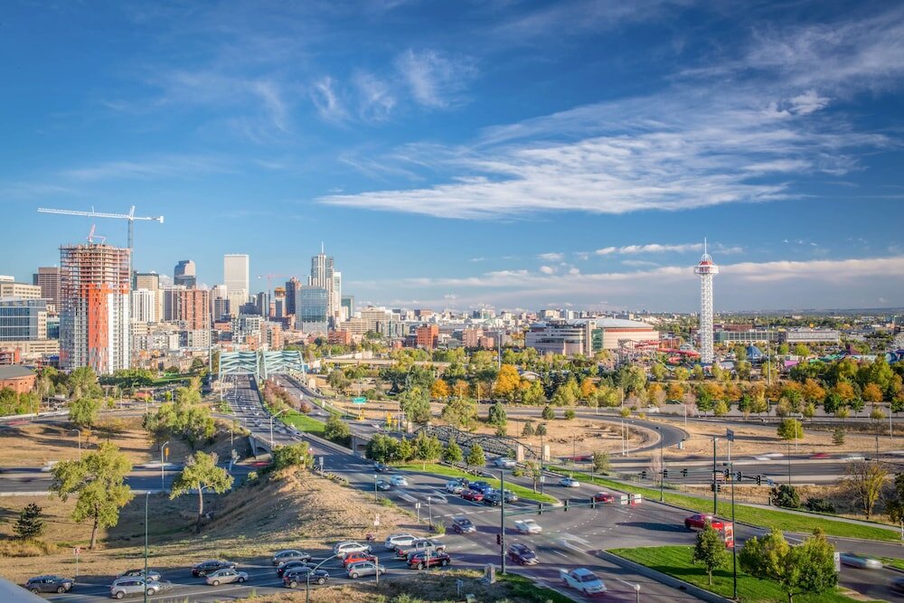 Фото Fairfield Inn & Suites by Marriott Denver Downtown