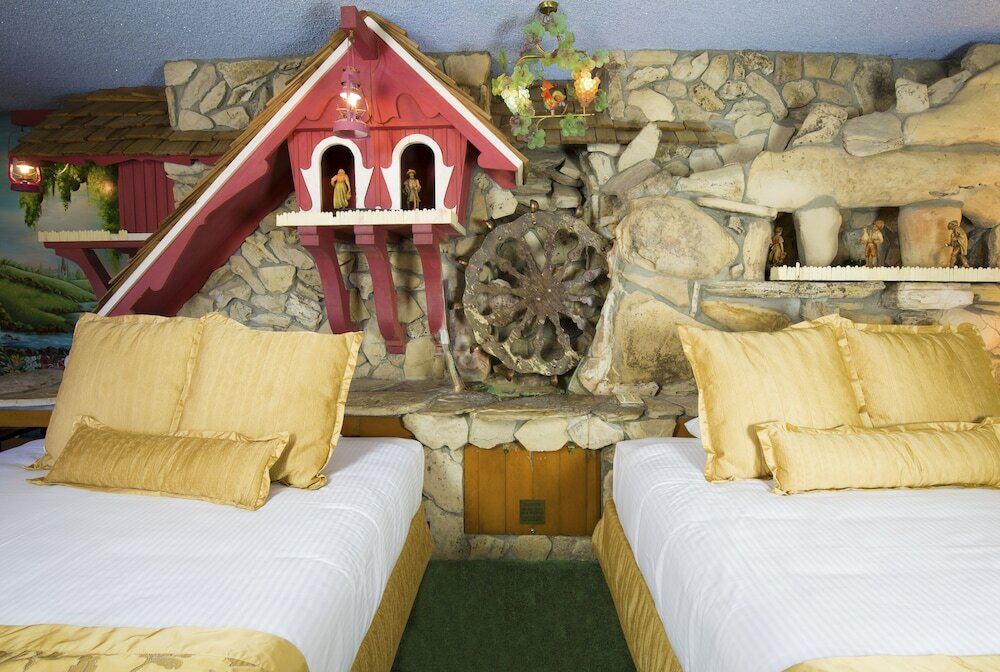 Фото Madonna Inn