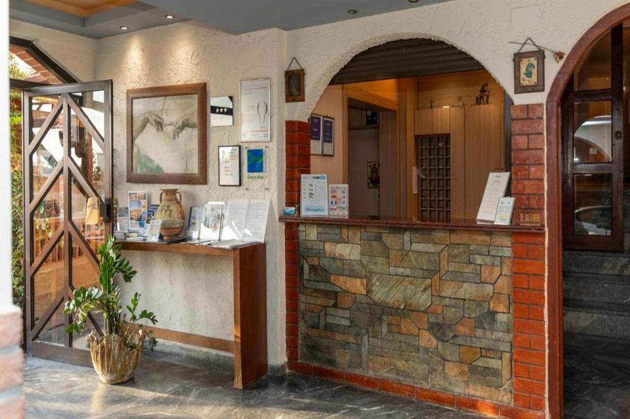 Фото Erato Hotel