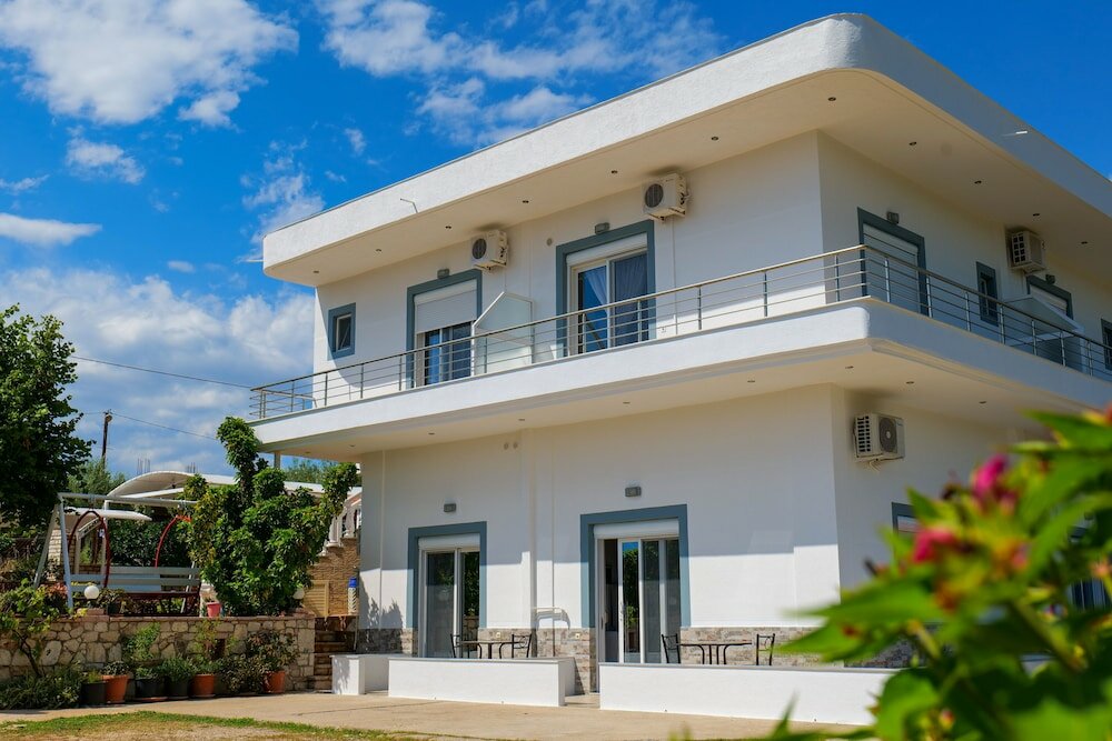 Фото Hotel Chris