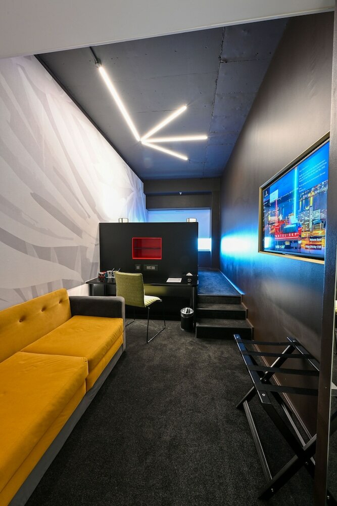 Фото Hotel Sky Cape Town