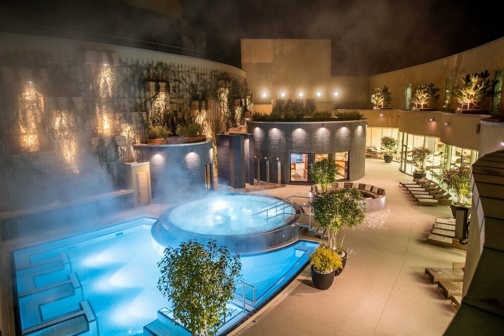 Hotel St. Martins Therme & Lodge, Earth, photo