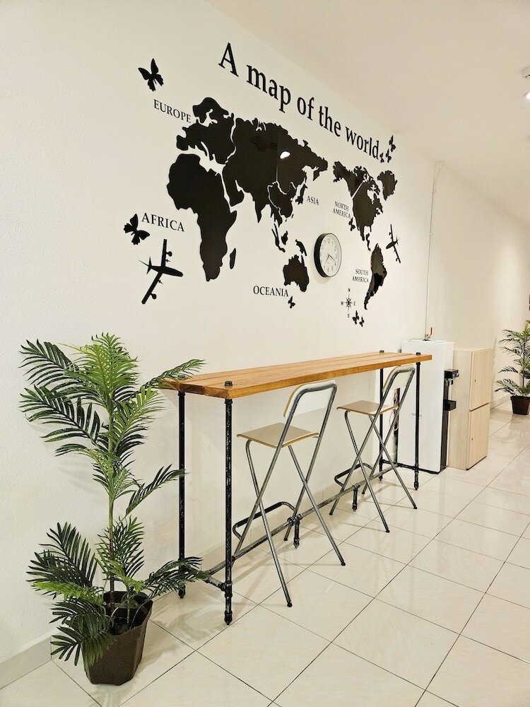 Фото Georgetown Inn by Sky Hive