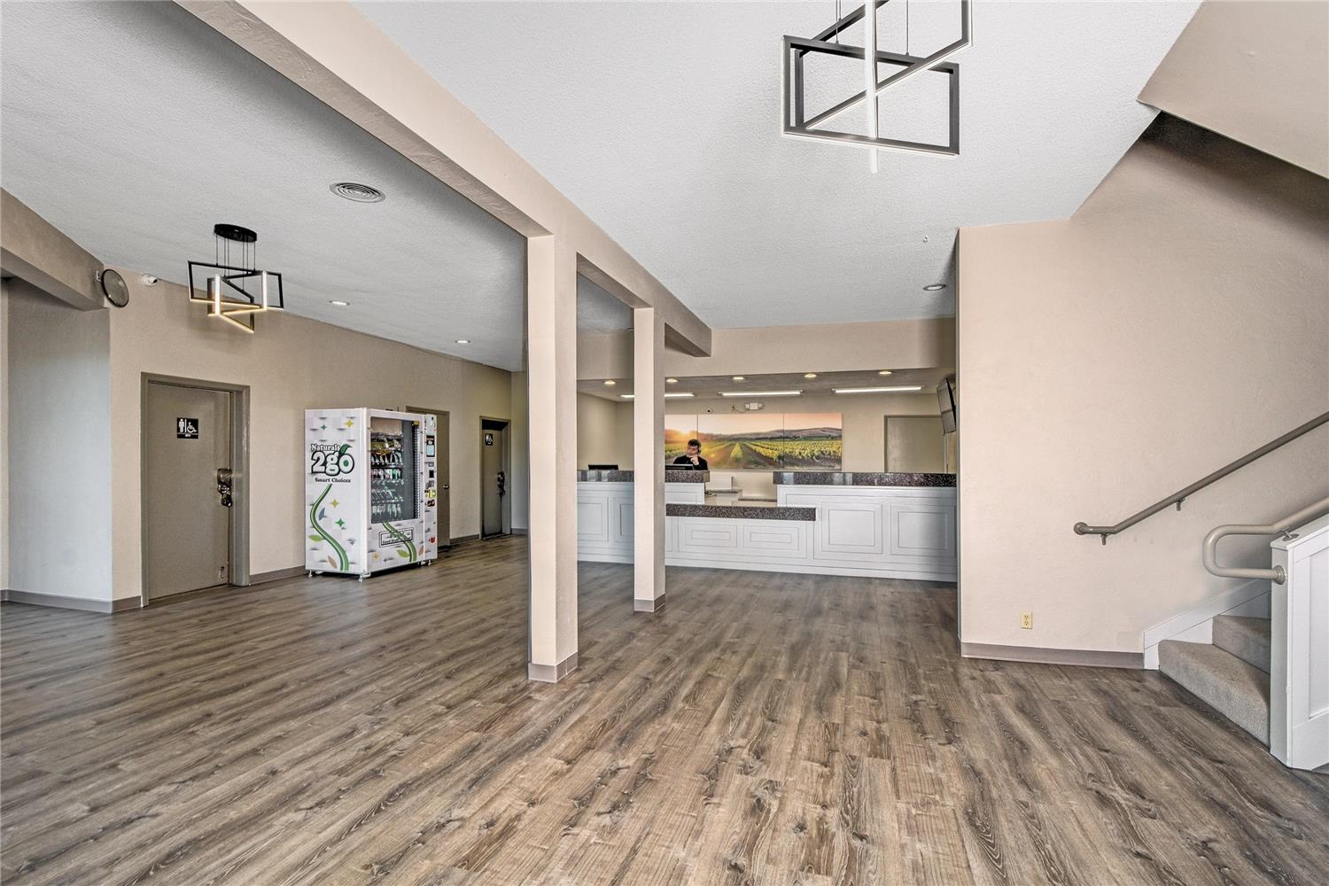 Фото Days Inn by Wyndham Novato/San Francisco