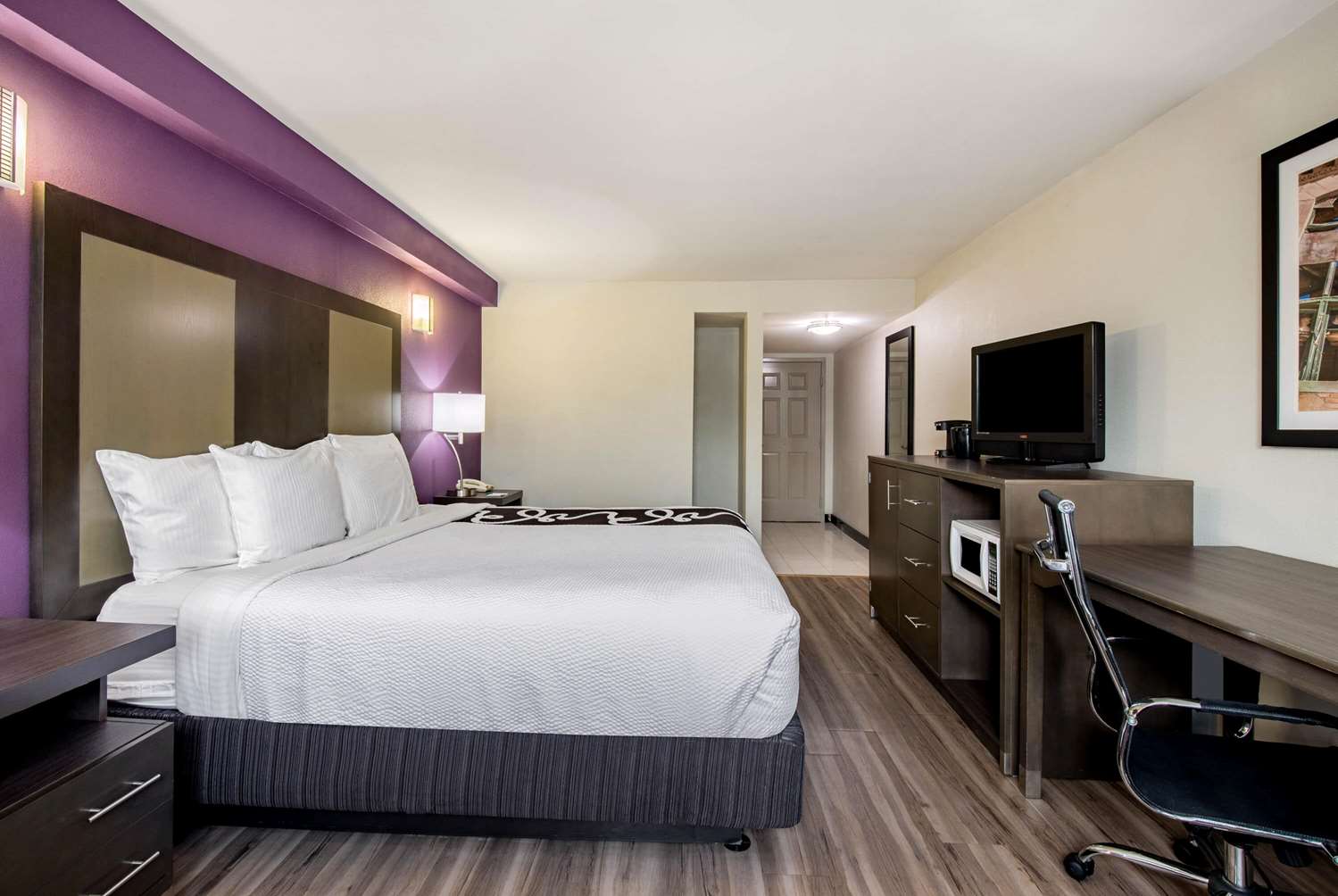 Фото La Quinta Inn by Wyndham West Long Branch