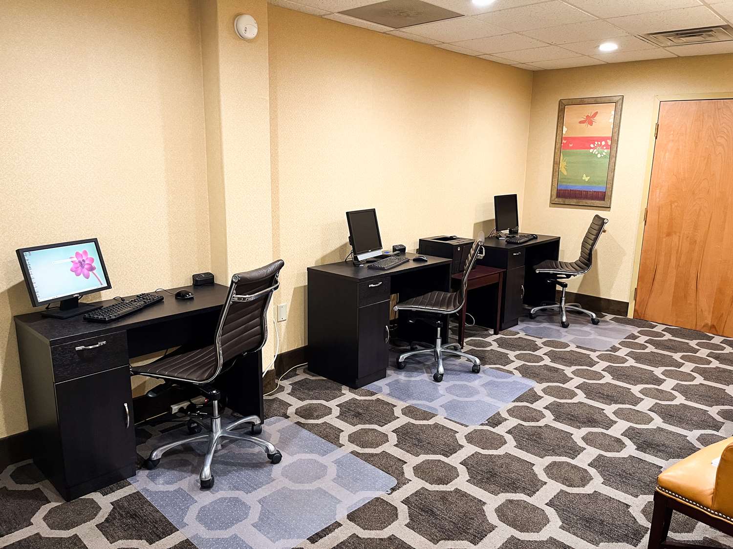 Фото Red Lion Hotel Harrisburg Hershey