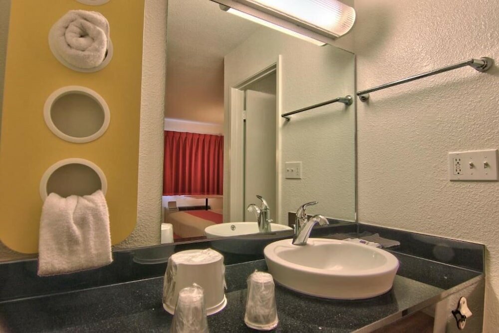 Фото Motel 6 Sacramento, Ca - North