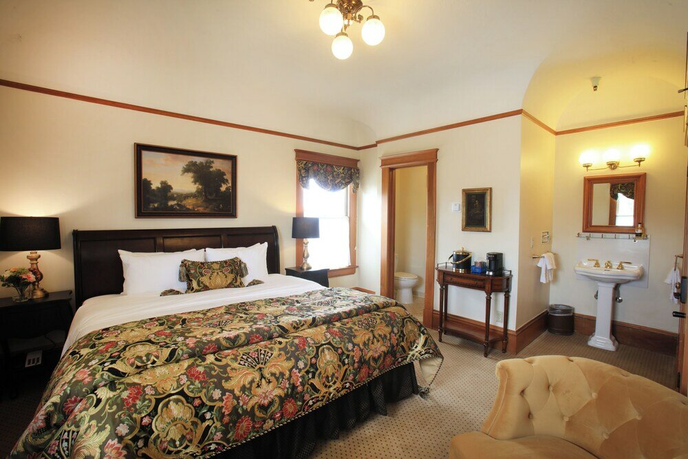 Фото Pacific Grove Inn