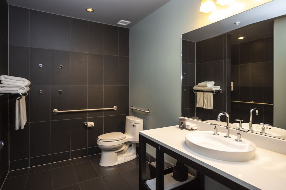 Фото The Iron Horse Hotel