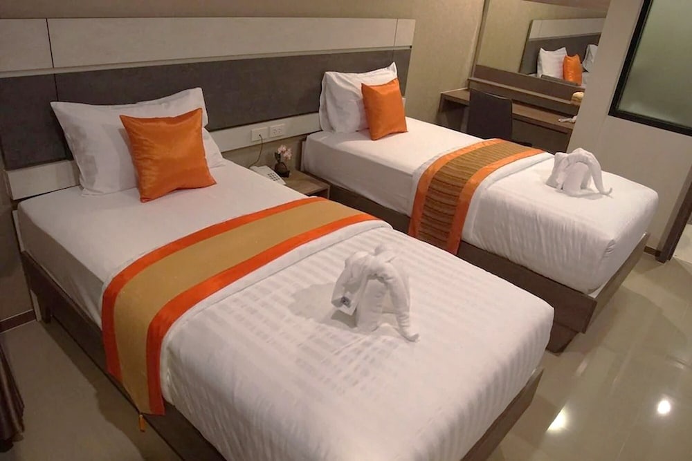 Фото Chatnipa Beach Resort by Morseng