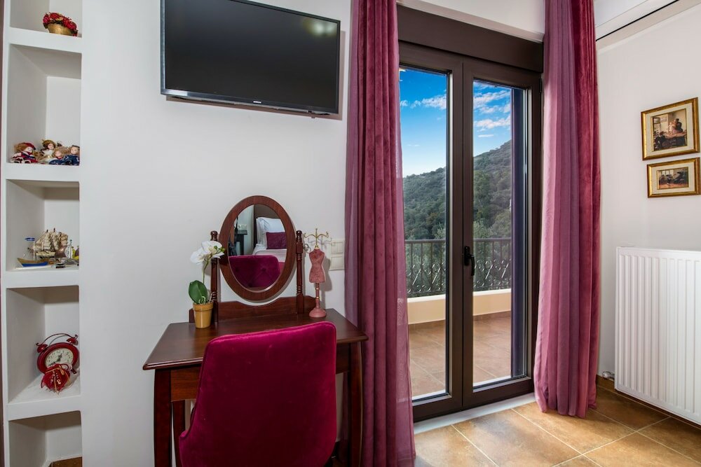 Фото Serenity River Villa