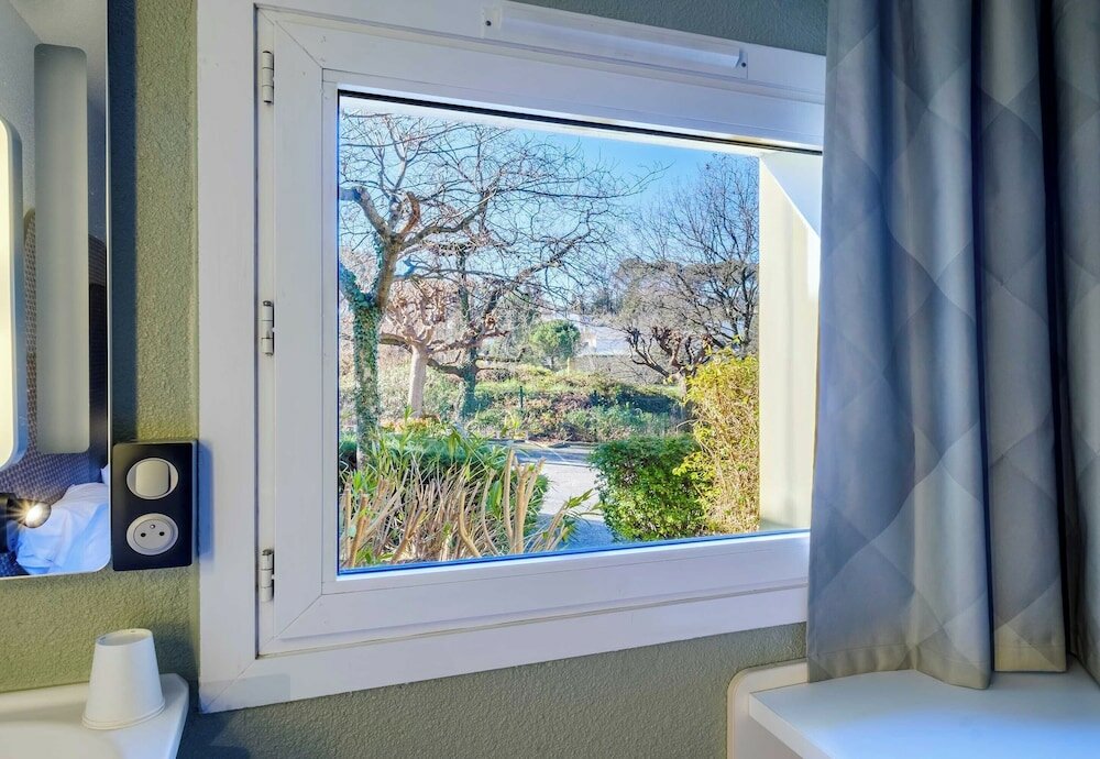 Фото B&b Hotel Cannes Mouans Sartoux