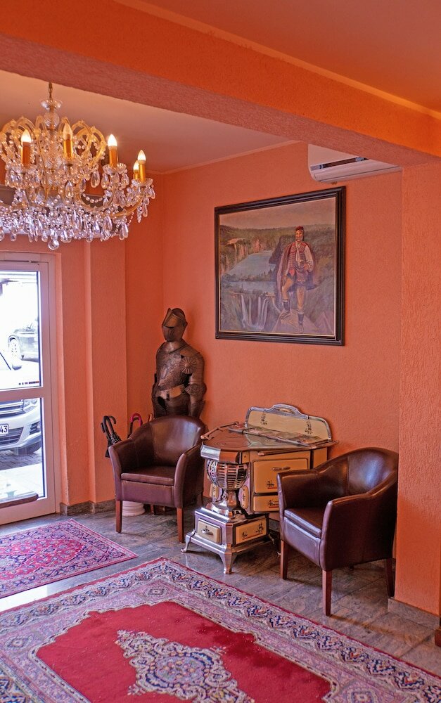 Фото Hotel Lonac