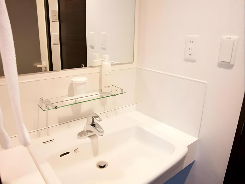 Фото Omura Station Hotel