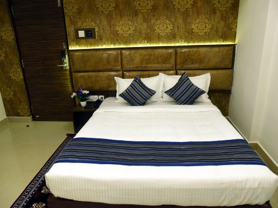 Фото Pine Tree Signature