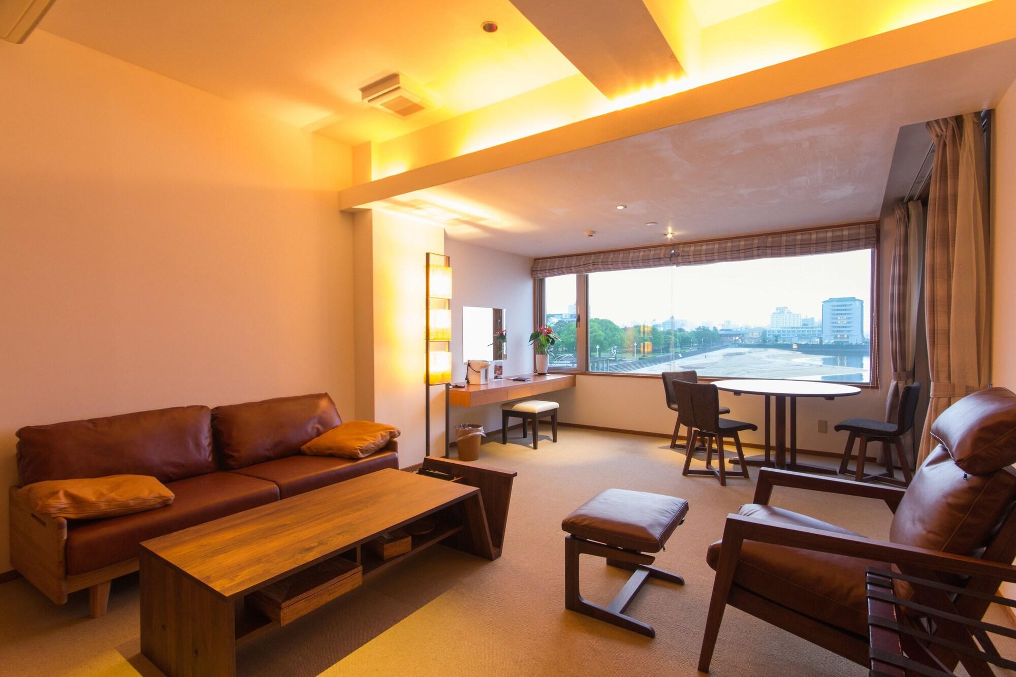 Фото Hotel Umine