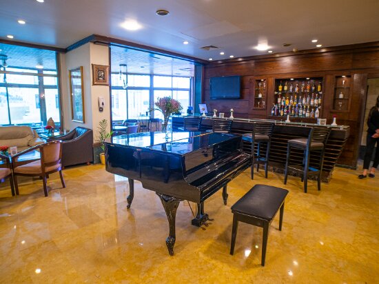 Фото Days Inn by Wyndham Hotel Suites Amman