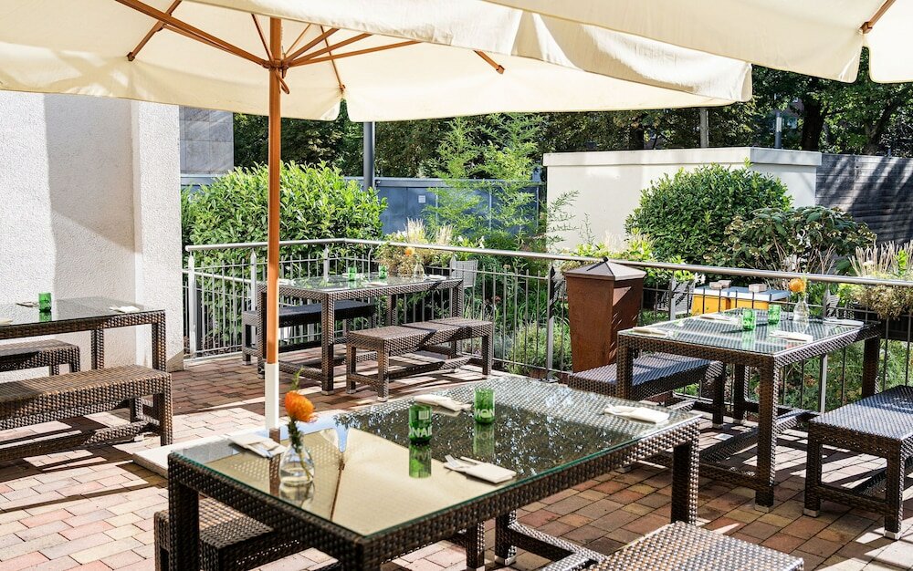 Фото Mainhaus Stadthotel Frankfurt