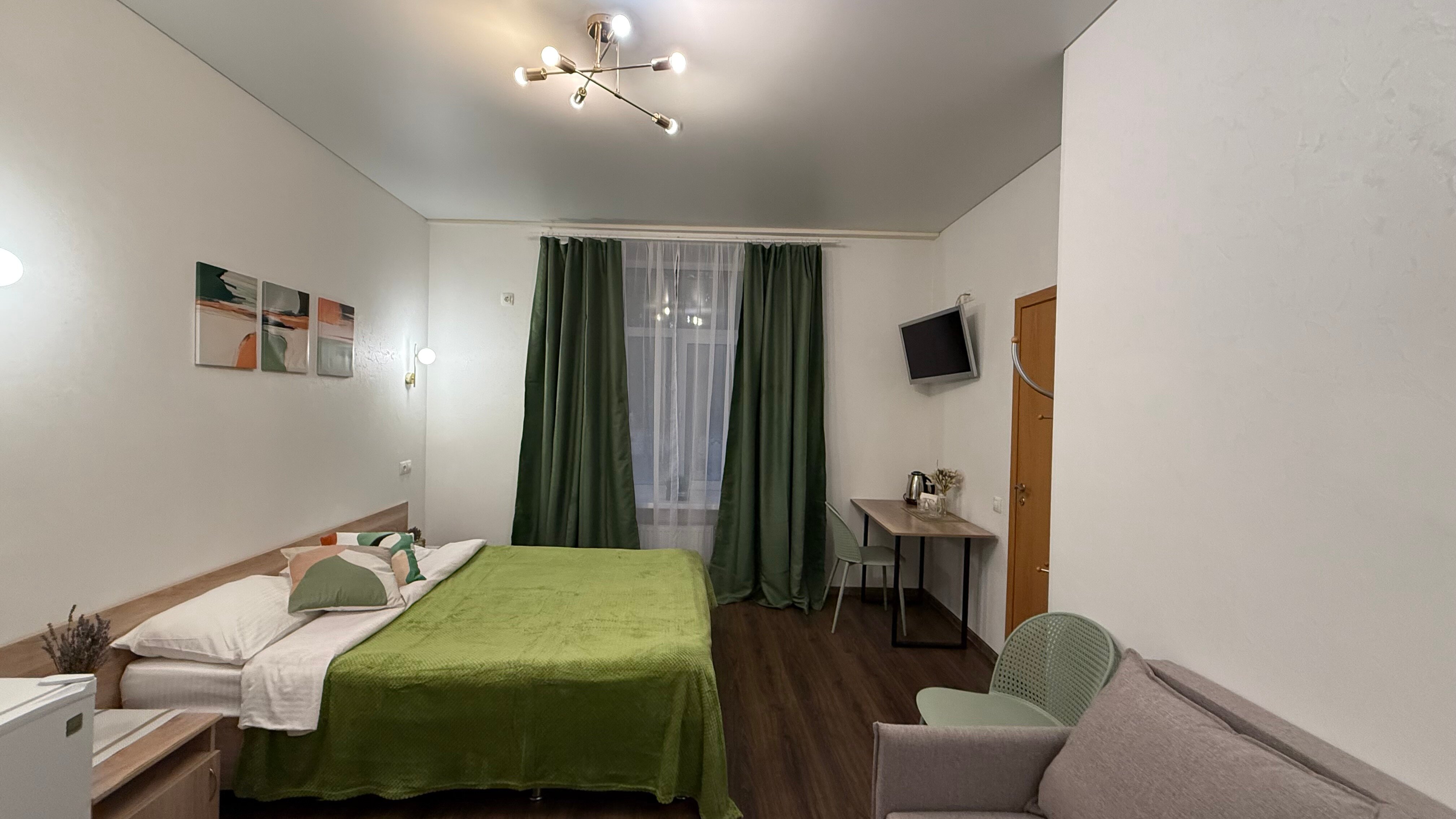 Фото отеля 2